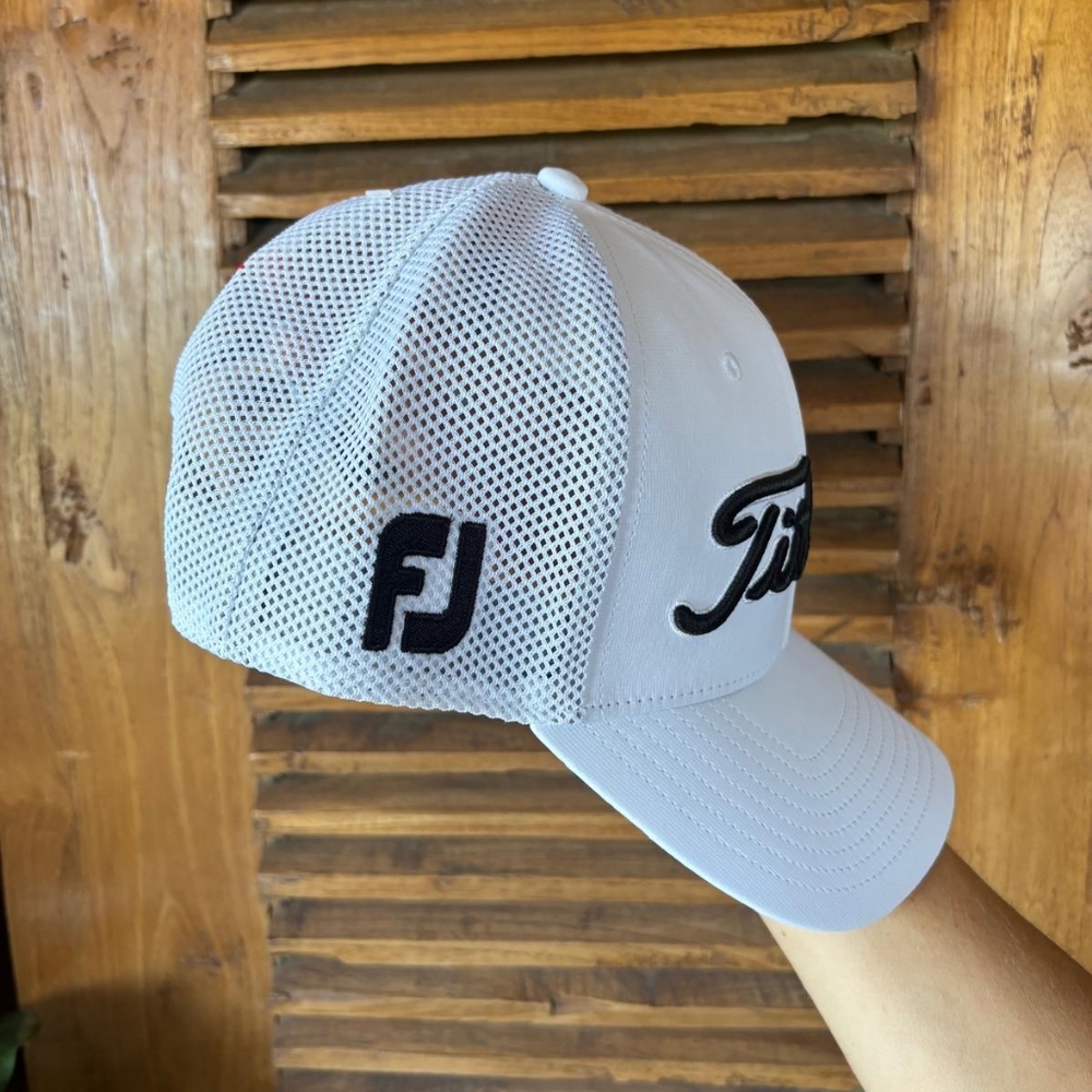 Titleist Hat - image 3